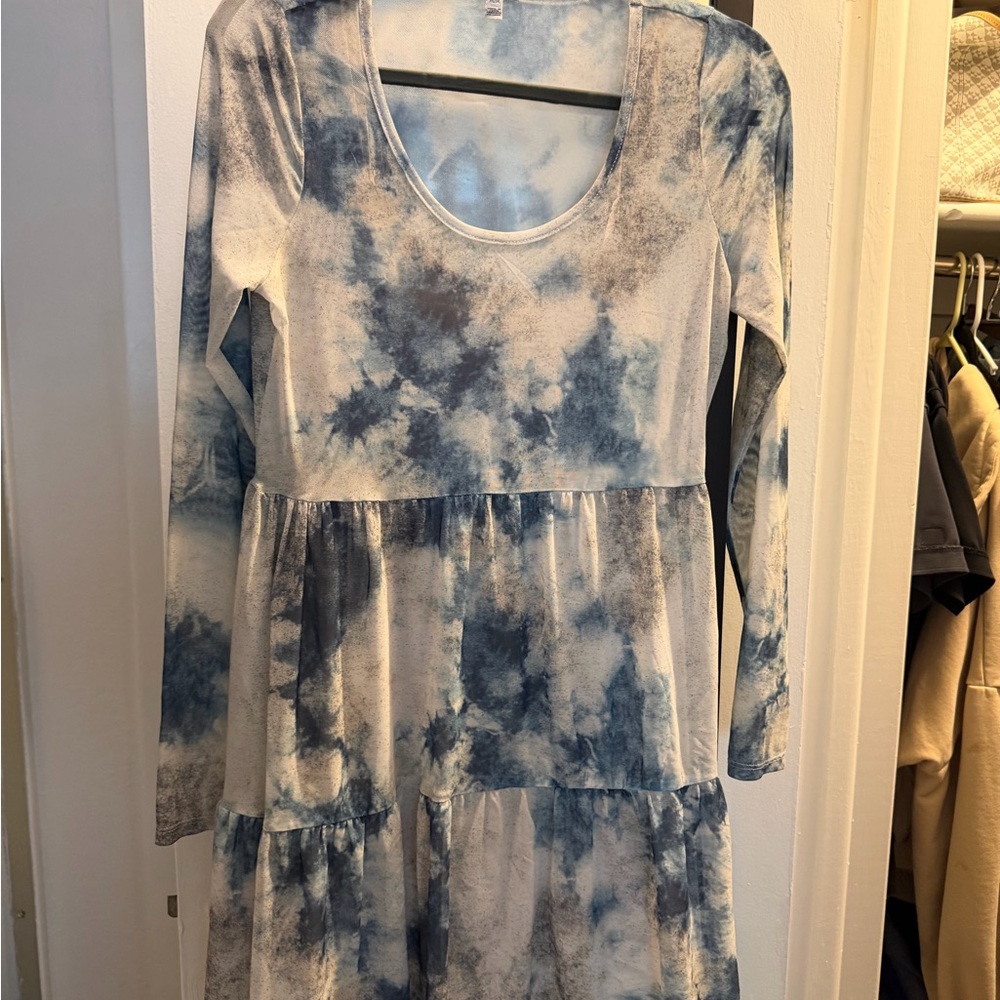 Blue Tie-Dye Tiered Long Sleeve Dress